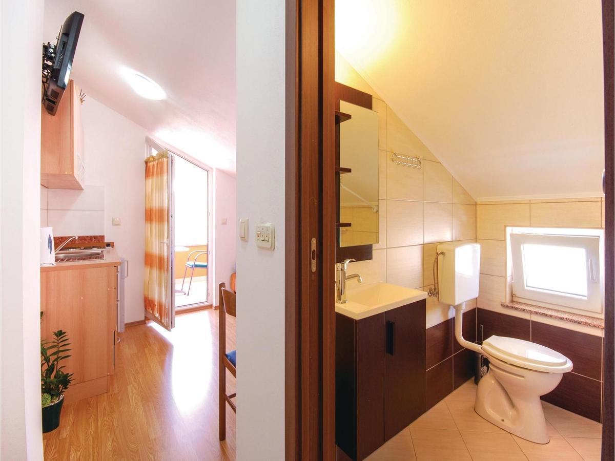 Stunning Apartment In Crikvenica With Wifi Eksteriør bilde